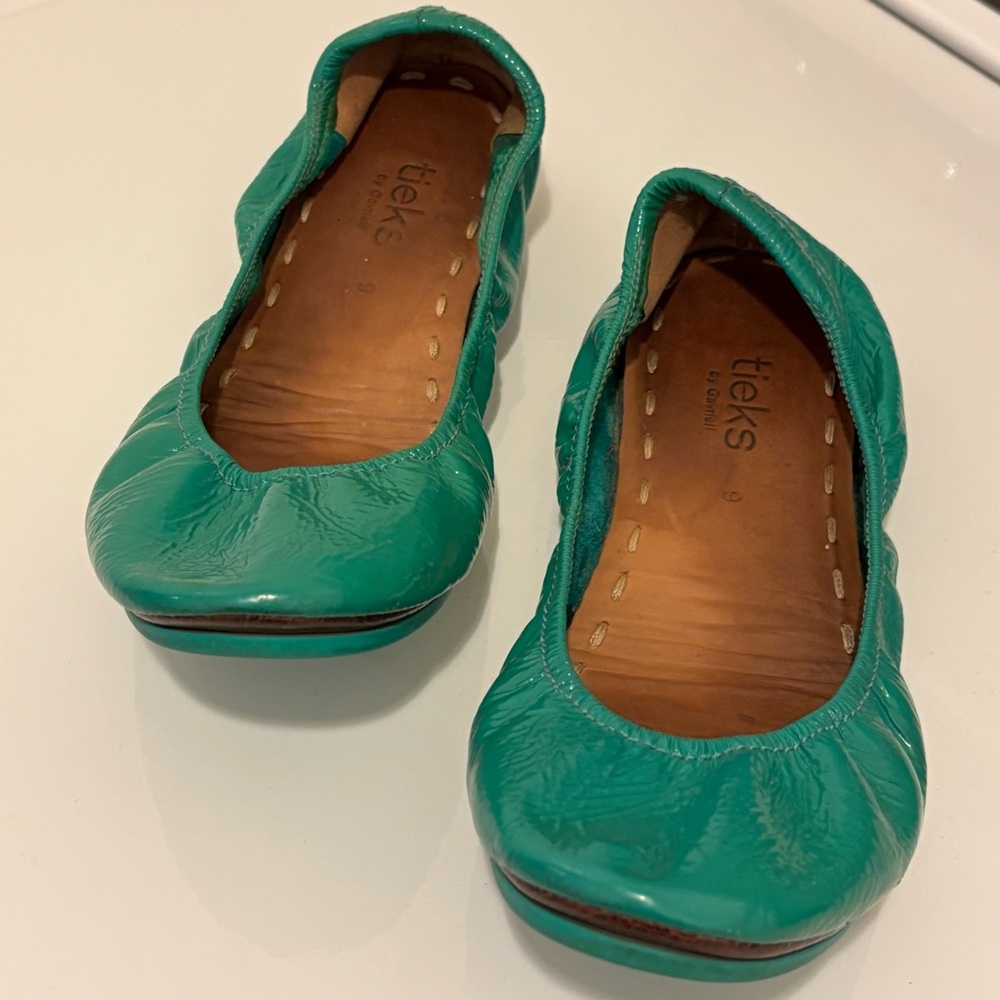 Tieks patient leather teal/green sz 9